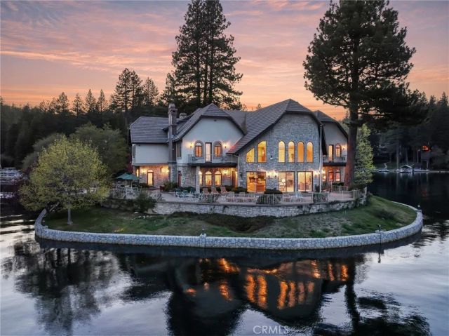 177 Shorewood Drive, Lake Arrowhead, CA 92352