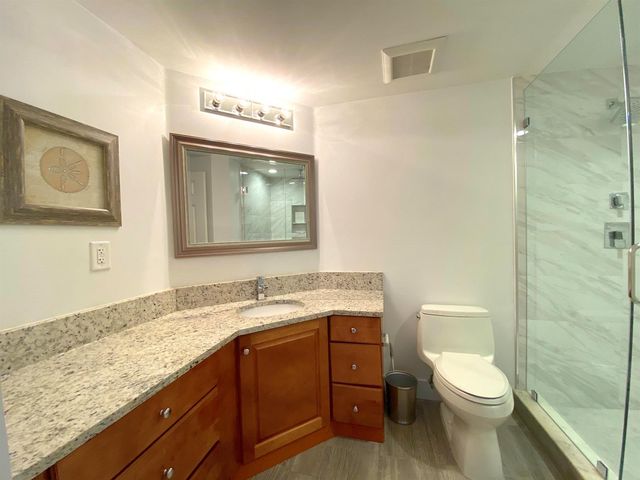 11770 St Andrews Place 105, Wellington, FL 33414