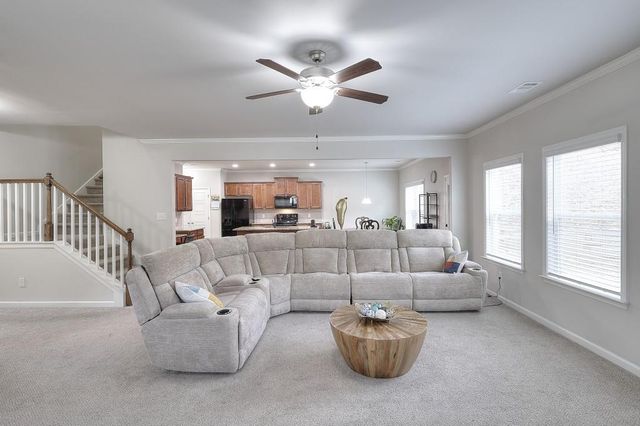 4069 Anthony Creek Drive, Loganville, GA 30052