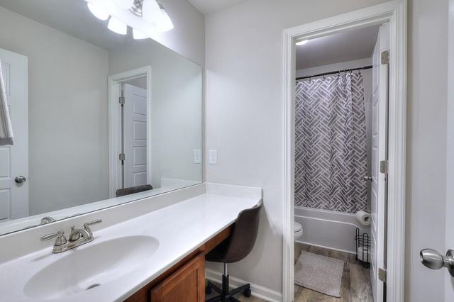 4069 Anthony Creek Drive, Loganville, GA 30052