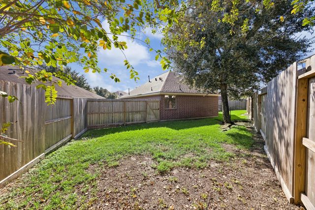 18127 Hillock Glen Lane, Cypress, TX 77429