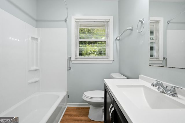 243 S Myrtle Street, Winder, GA 30680