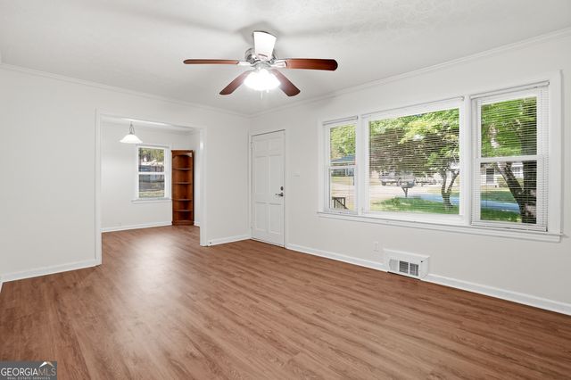 243 S Myrtle Street, Winder, GA 30680