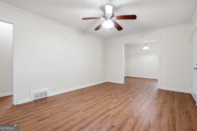 243 S Myrtle Street, Winder, GA 30680