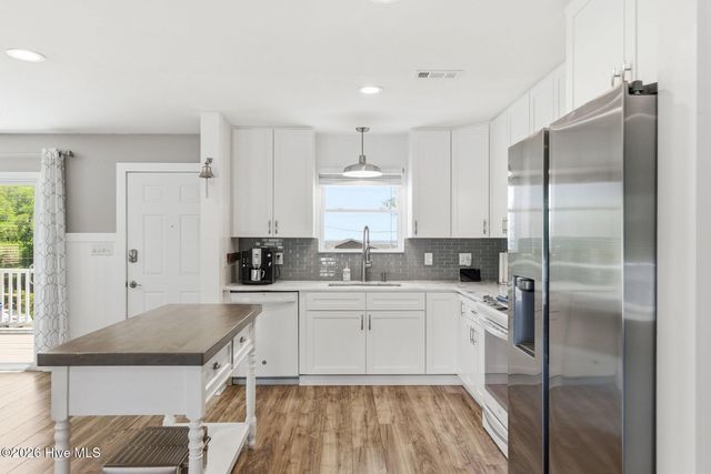 710 Hughes Road, Hampstead, NC 28443