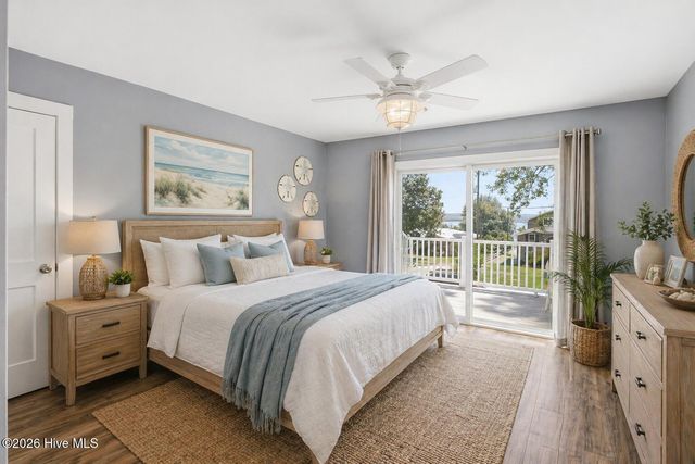710 Hughes Road, Hampstead, NC 28443