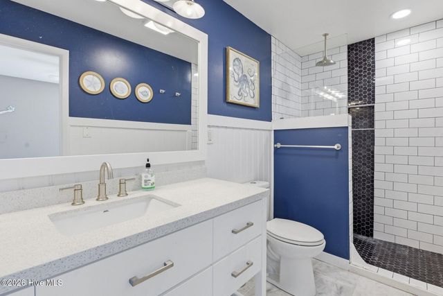 710 Hughes Road, Hampstead, NC 28443