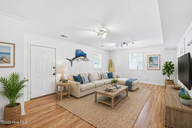 710 Hughes Road, Hampstead, NC 28443