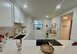3060 Holiday Springs Boulevard 102, Margate, FL 33063