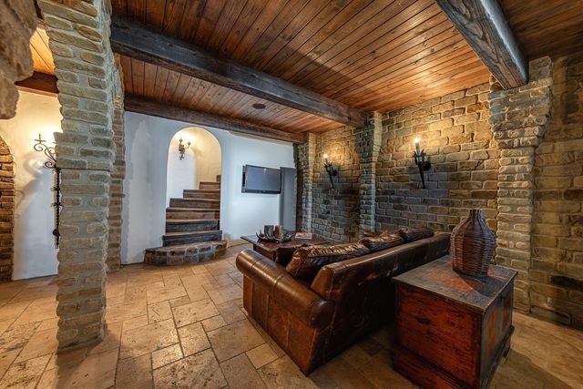 5551 Parker Branch Rd, Franklin, TN 37064