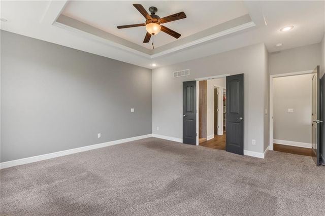3327 N 109th Terrace, Kansas City, KS 66109