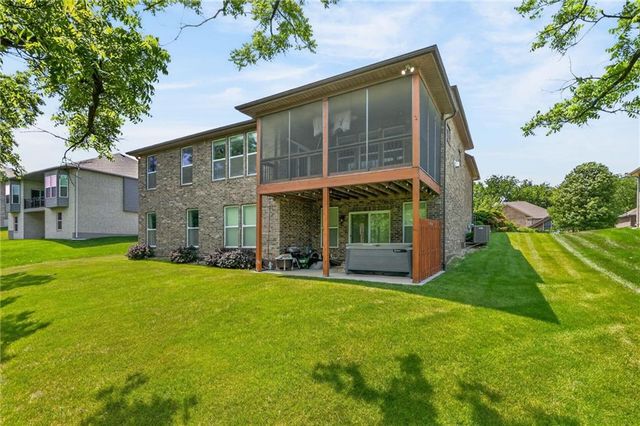3327 N 109th Terrace, Kansas City, KS 66109
