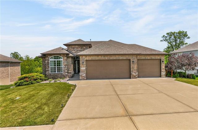 3327 N 109th Terrace, Kansas City, KS 66109