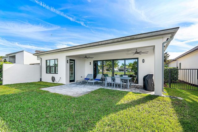 8617 Tower Bridge Court, Boca Raton, FL 33496