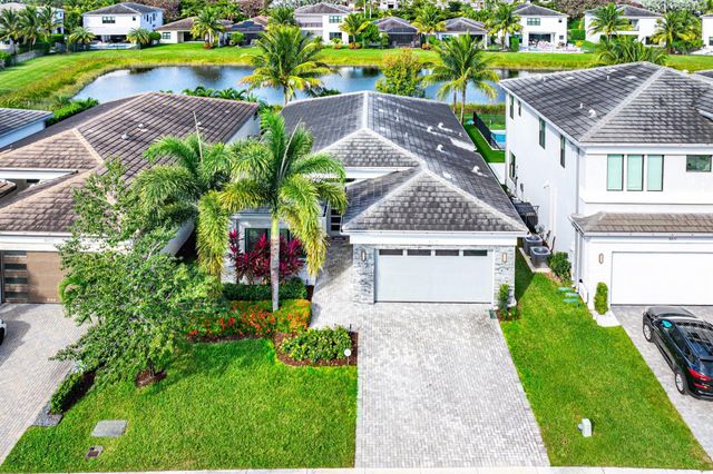 8617 Tower Bridge Court, Boca Raton, FL 33496