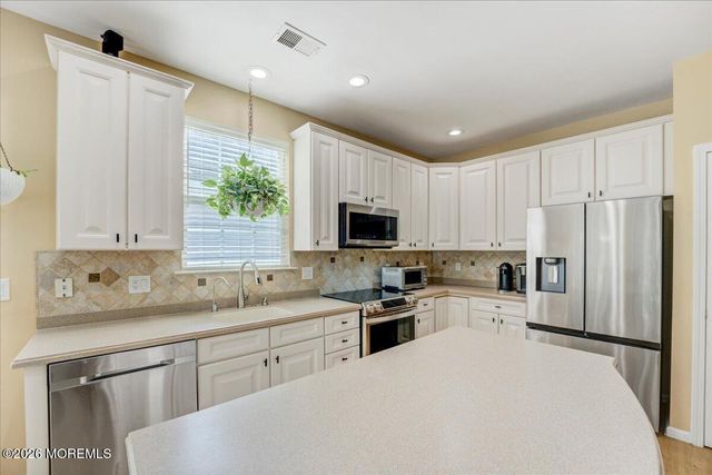 30 Rocky Brook Drive, Barnegat, NJ 08005