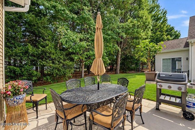30 Rocky Brook Drive, Barnegat, NJ 08005