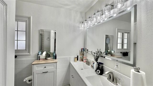 1554 N Helen Court, Ontario, CA 91762