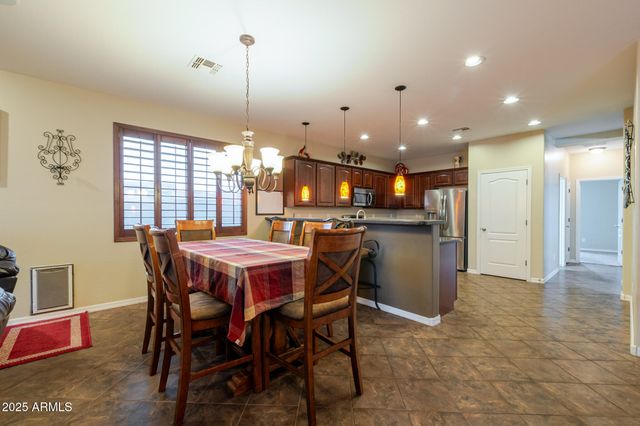 22810 W ASHLEIGH MARIE Drive, Buckeye, AZ 85326