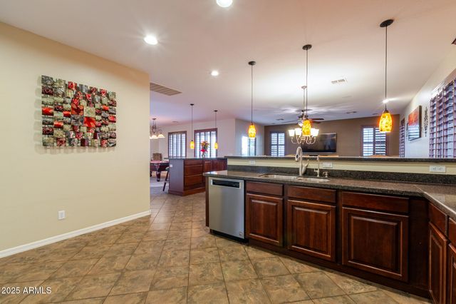 22810 W ASHLEIGH MARIE Drive, Buckeye, AZ 85326