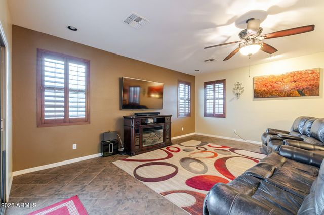 22810 W ASHLEIGH MARIE Drive, Buckeye, AZ 85326