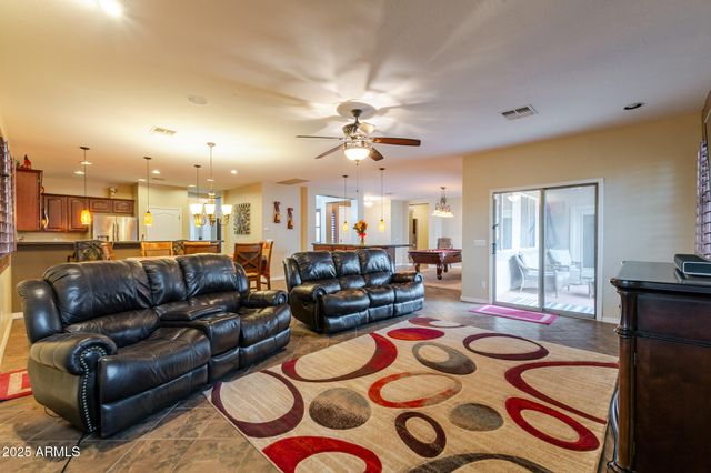 22810 W ASHLEIGH MARIE Drive, Buckeye, AZ 85326