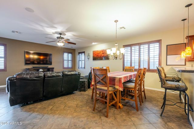 22810 W ASHLEIGH MARIE Drive, Buckeye, AZ 85326