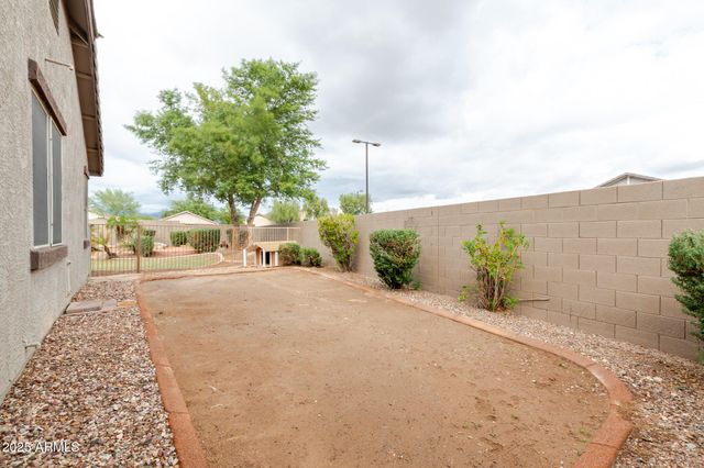 22810 W ASHLEIGH MARIE Drive, Buckeye, AZ 85326