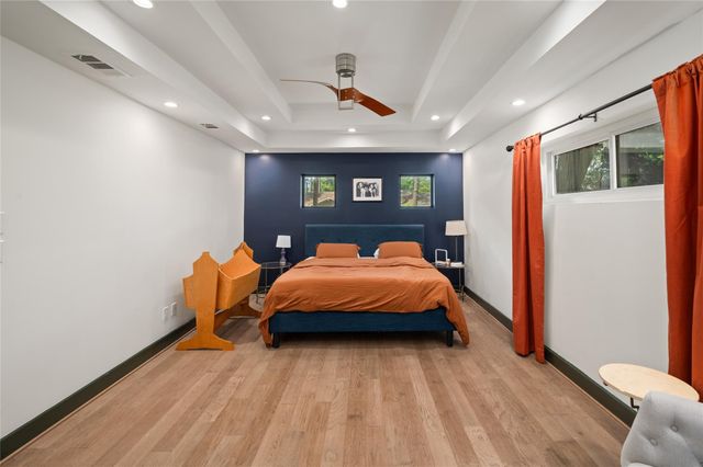 14919 Woodthorpe Lane, Houston, TX 77079