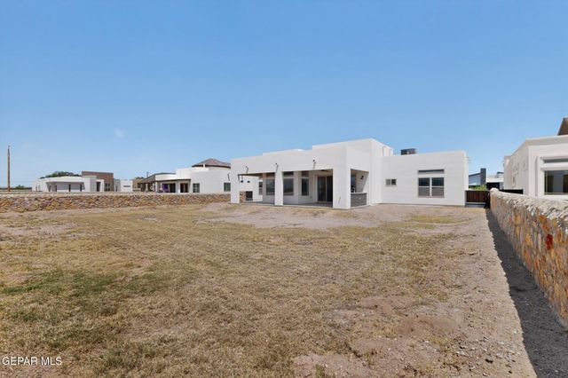 352 RIO DE JAZMIN Circle, El Paso, TX 79932