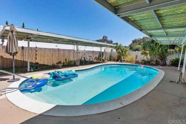 8948 Lakeview Road, Lakeside, CA 92040