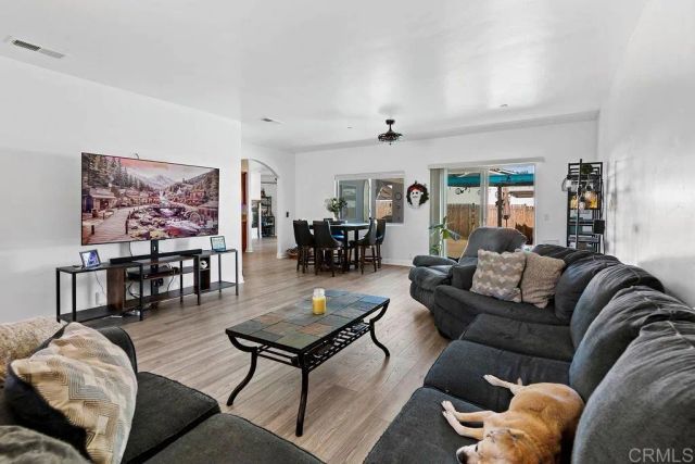 8948 Lakeview Road, Lakeside, CA 92040