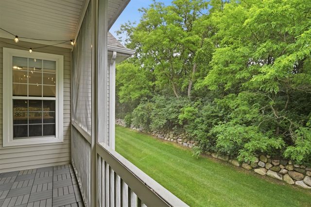 2946 Hunley Drive, Ann Arbor, MI 48105