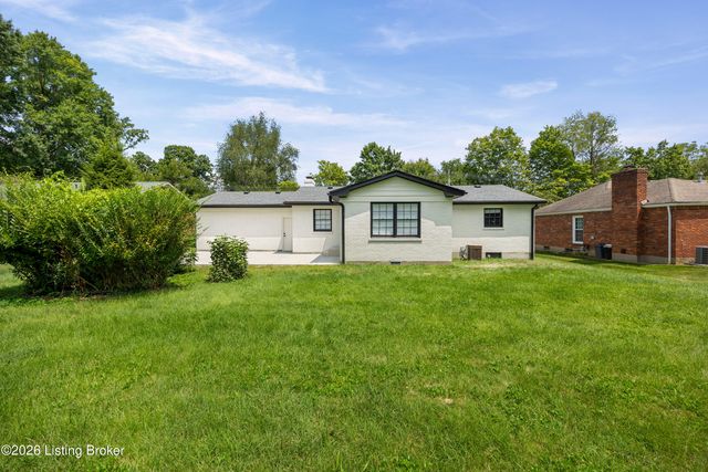 1714 Ormsby Ln, Louisville, KY 40222