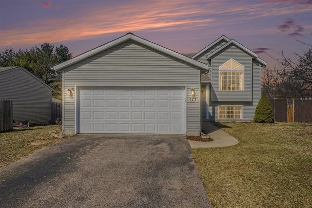 177 Waxwing Court, Cedar Springs, MI 49319