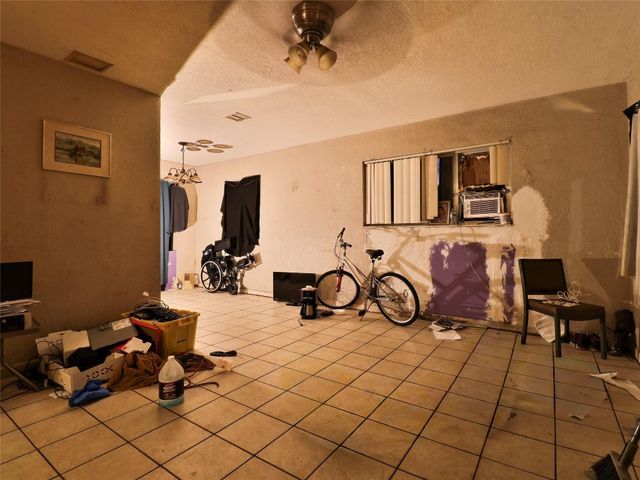 2540 SW 5th Street, Fort Lauderdale, FL 33312