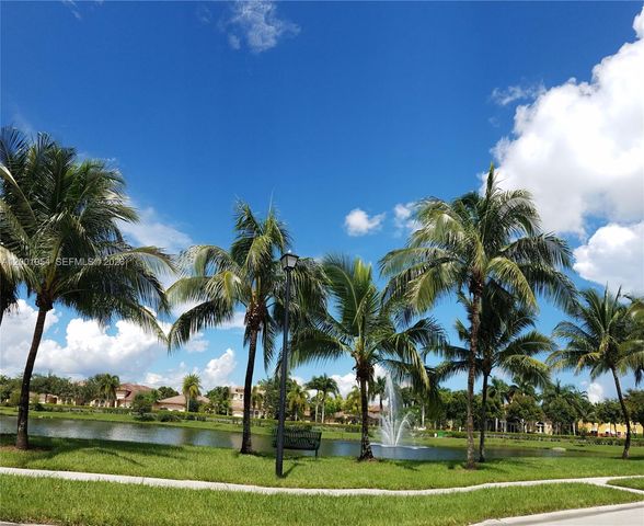 12722 SW 49th Ct, Miramar, FL 33027