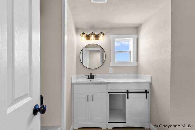 12 SOUTH FORK RD, Cheyenne, WY 82007