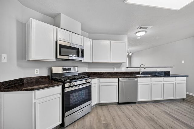 9711 Sutton Meadows Court, Houston, TX 77086