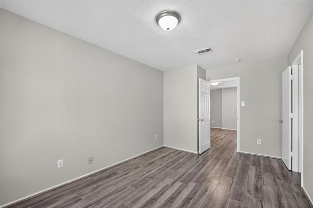 9711 Sutton Meadows Court, Houston, TX 77086