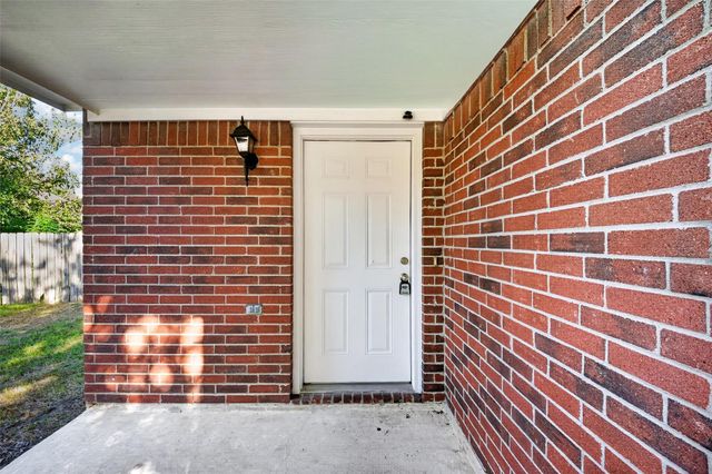 9711 Sutton Meadows Court, Houston, TX 77086