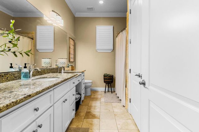 265 Bridgelanding, Onalaska, TX 77360