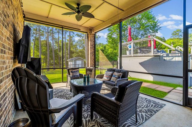 265 Bridgelanding, Onalaska, TX 77360