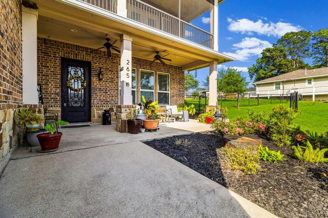 265 Bridgelanding, Onalaska, TX 77360