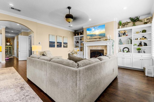 265 Bridgelanding, Onalaska, TX 77360