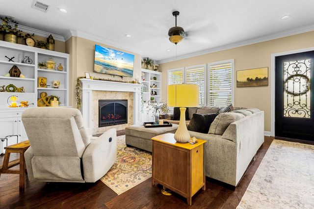 265 Bridgelanding, Onalaska, TX 77360