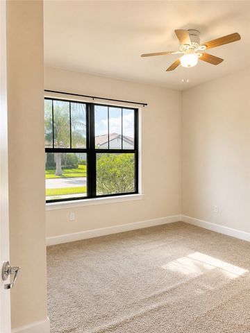5200 Jasper Square, Vero Beach, FL 32967