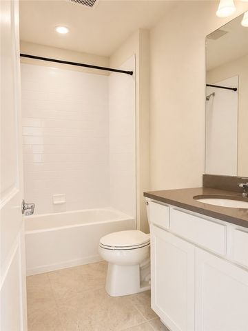 5200 Jasper Square, Vero Beach, FL 32967
