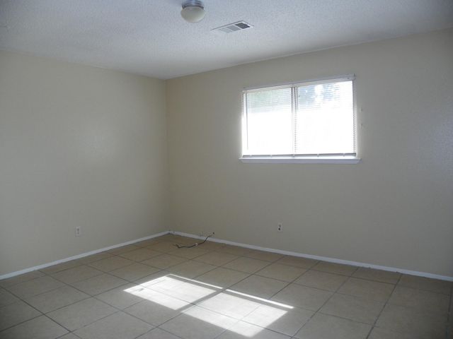 11408 Lexington Avenue NE, Albuquerque, NM 87112