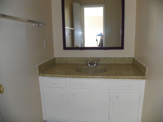 11408 Lexington Avenue NE, Albuquerque, NM 87112